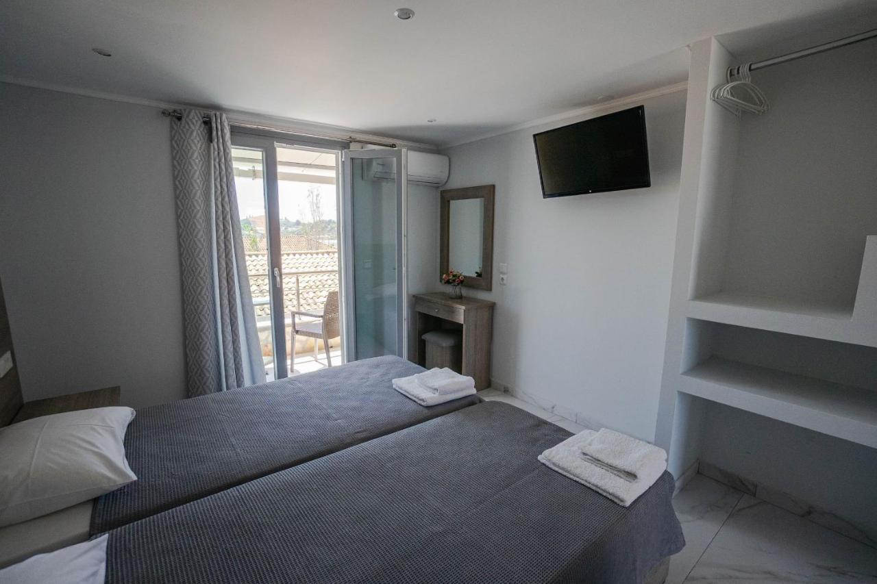 Golden Dolphin Studios & Apartments Alykes  Luaran gambar